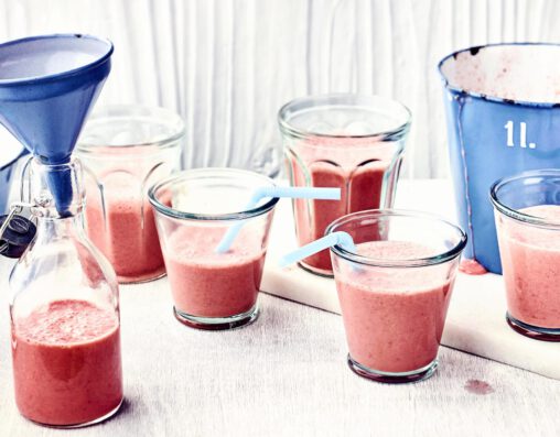 REZ_EDEKA-Erdbeer-Hafer-Shake-Rezept-E-H REZ_EDEKA-Erdbeer-Hafer-Shake-Rezept-E-H